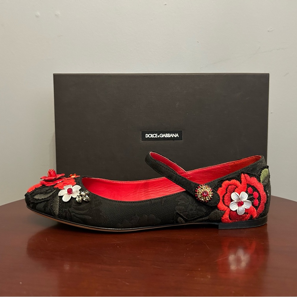 Dolce & Gabbana Black Brocade Embellished Mary Jane Ballerina Flats, size EU38.5 - Picture 4 of 16